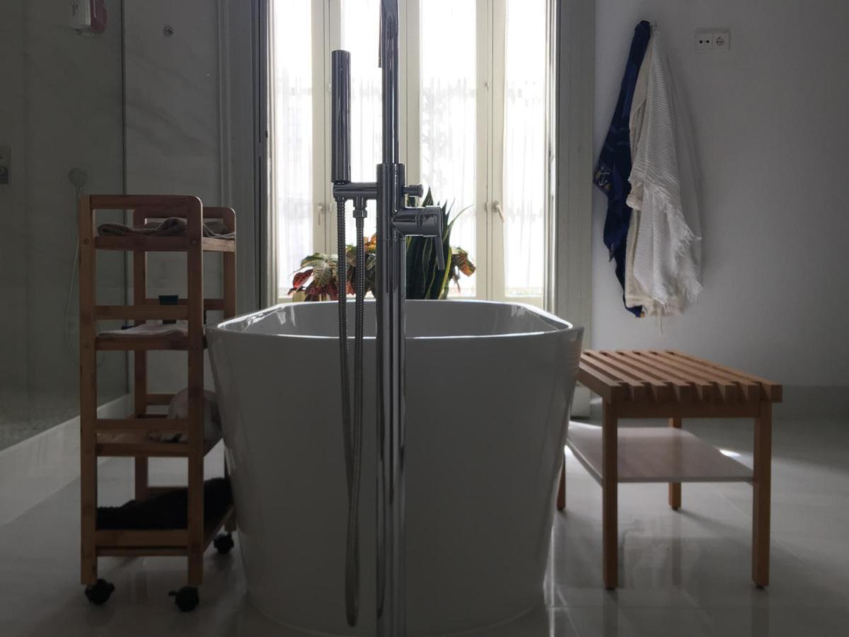 Casa Palacio En Jerez De La Frontera Con Piscina Privada Luaran gambar