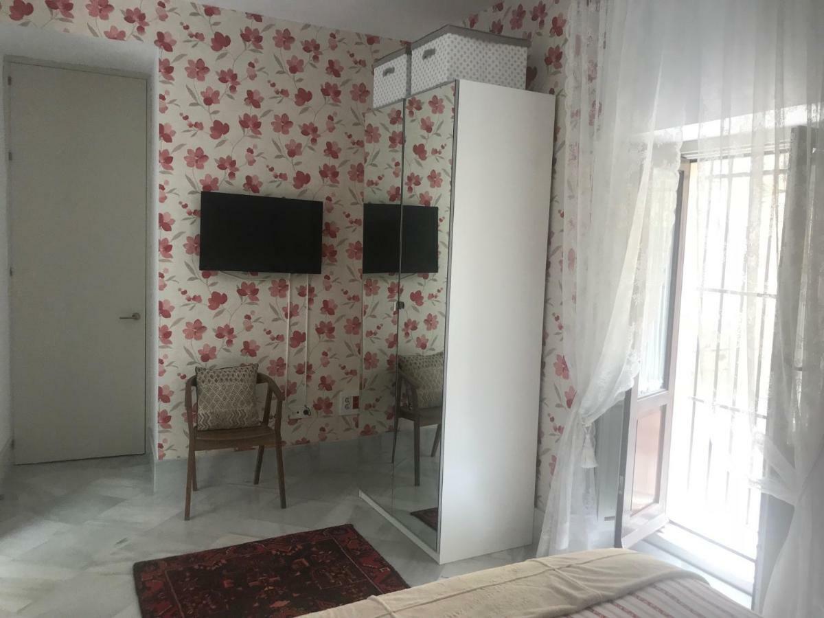 Casa Palacio En Jerez De La Frontera Con Piscina Privada Luaran gambar