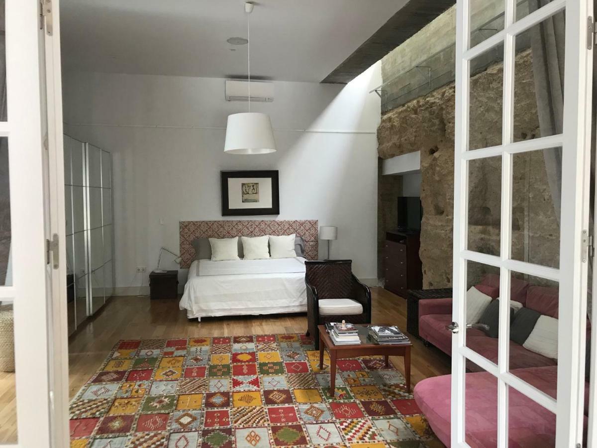 Casa Palacio En Jerez De La Frontera Con Piscina Privada Luaran gambar
